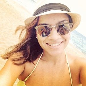 Meet your Posher, Deliana